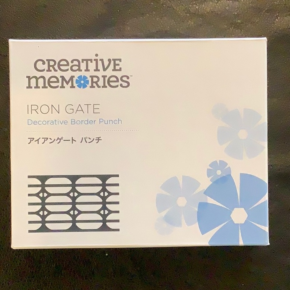 Creative Memories Iron Gates Border Punch Limited Addition